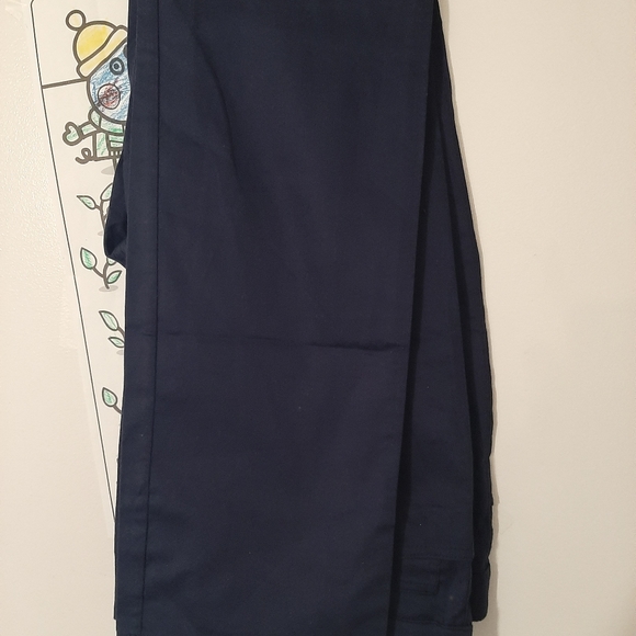 Ladies clothing - Picture 7 of 8